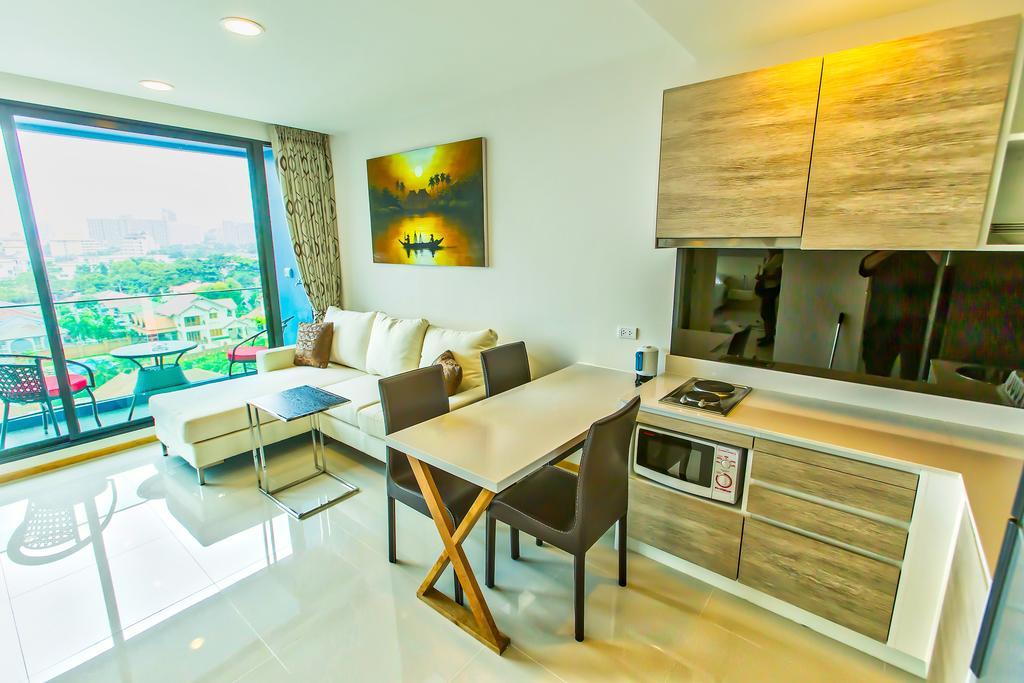 Acqua - 100 Meters From Jomtien Beach Патая Екстериор снимка