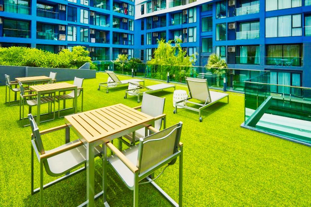 Acqua - 100 Meters From Jomtien Beach Патая Екстериор снимка