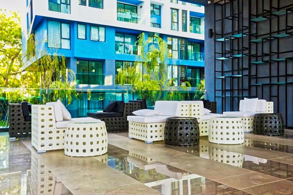 Acqua - 100 Meters From Jomtien Beach Патая Екстериор снимка