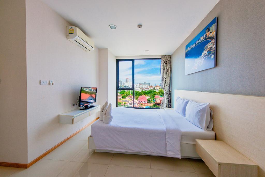 Acqua - 100 Meters From Jomtien Beach Патая Екстериор снимка