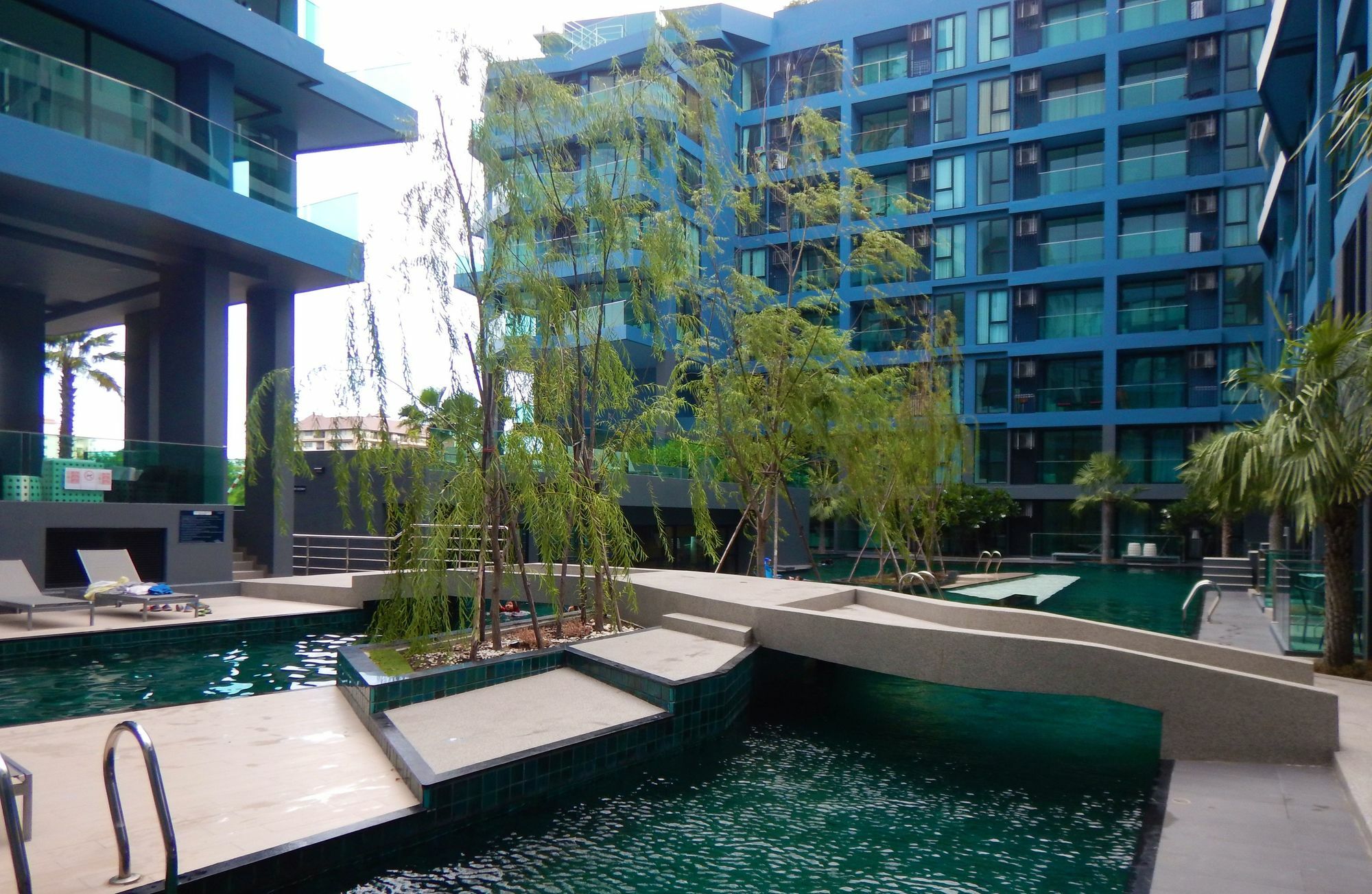 Acqua - 100 Meters From Jomtien Beach Патая Екстериор снимка