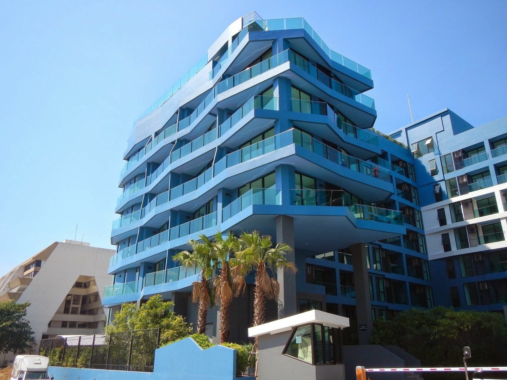 Acqua - 100 Meters From Jomtien Beach Патая Екстериор снимка